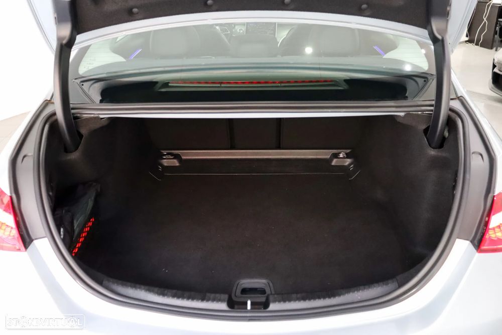 Mercedes-Benz C 220 d Avantgarde - 40