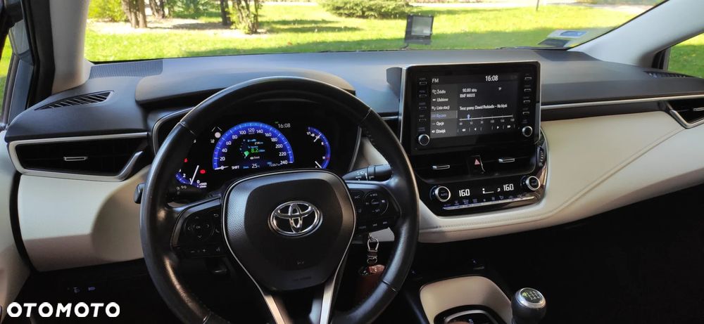 Toyota Corolla 1.6 Comfort - 30