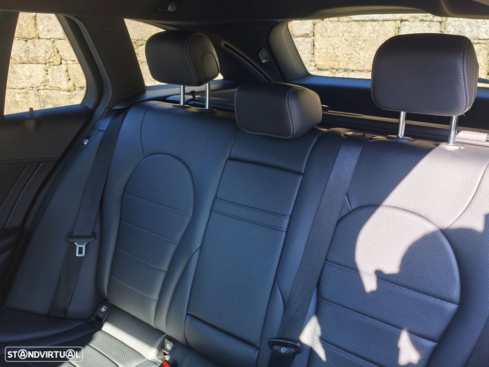 Mercedes-Benz C 220 d AMG Line - 34