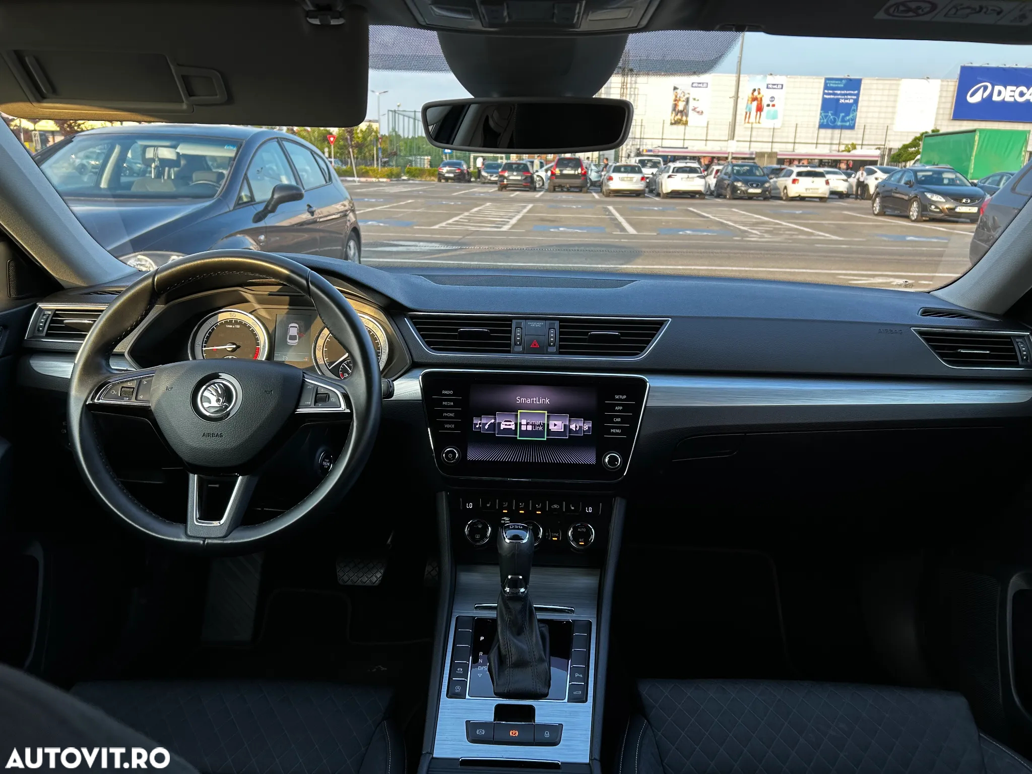 Skoda Superb Combi 2.0 TDI DSG Ambition - 24