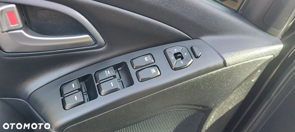 Hyundai ix35 2.0 GDI Premium 2WD - 22