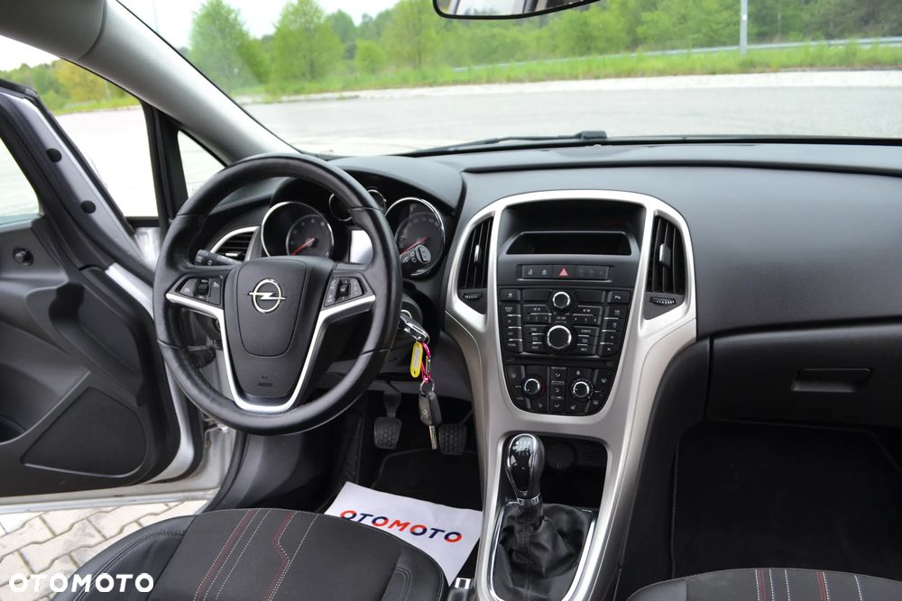 Opel Astra - 12