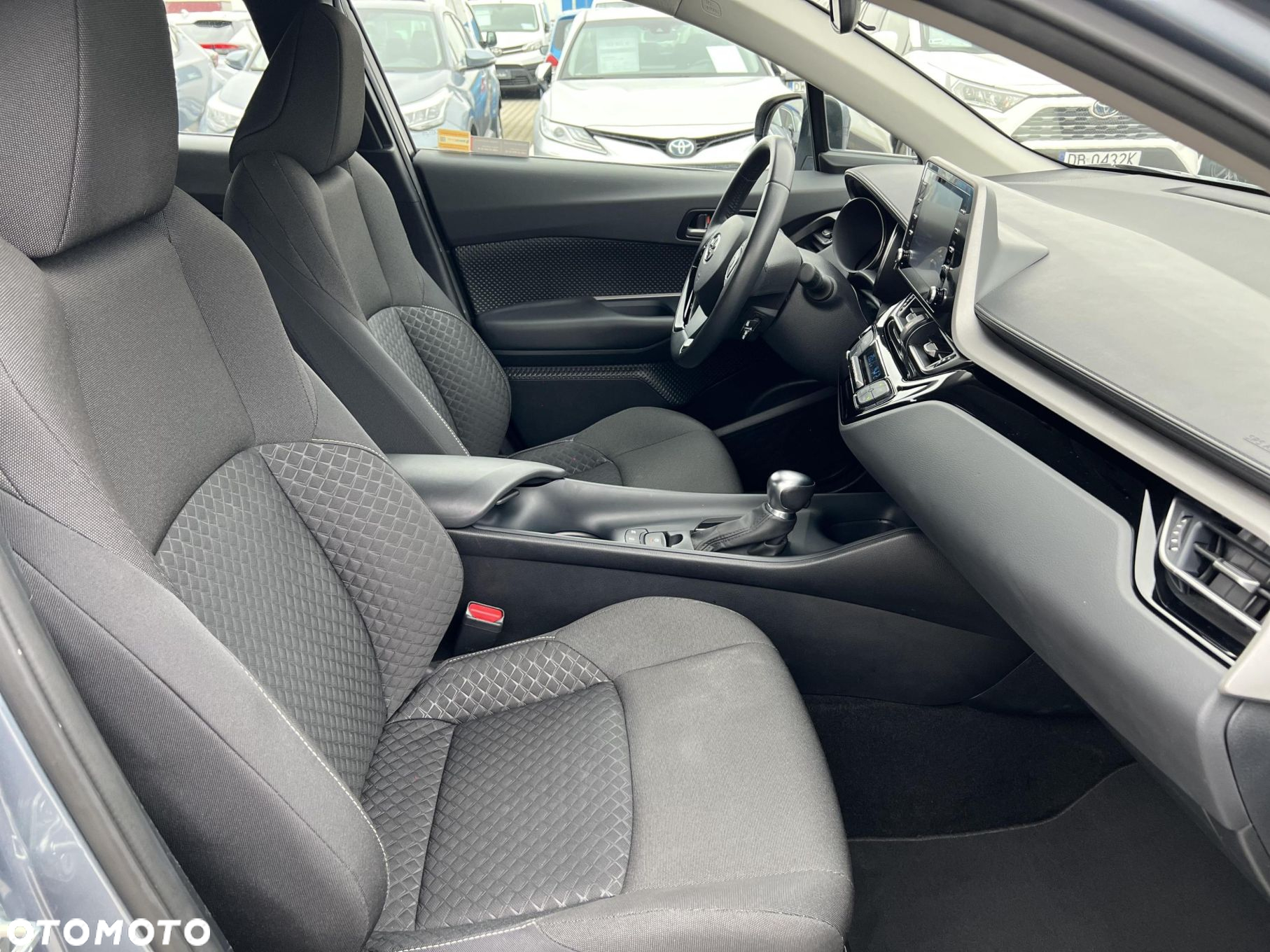 Toyota C-HR - 9