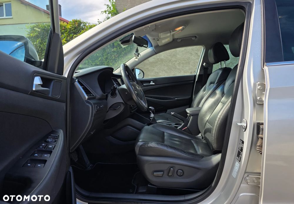 Hyundai Tucson blue 1.7 CRDi 2WD Passion Plus - 16