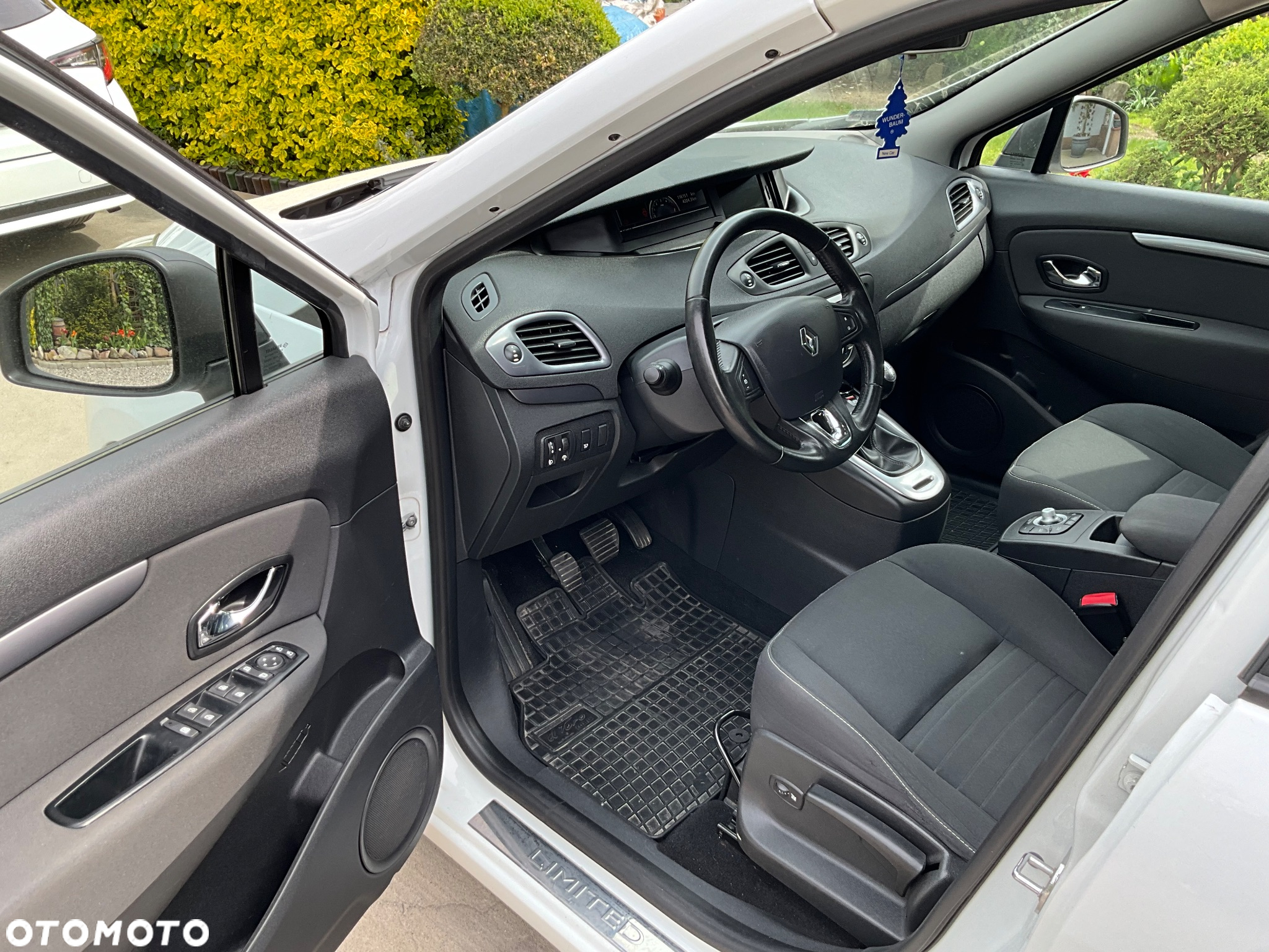 Renault Scenic 1.5 dCi Limited - 20