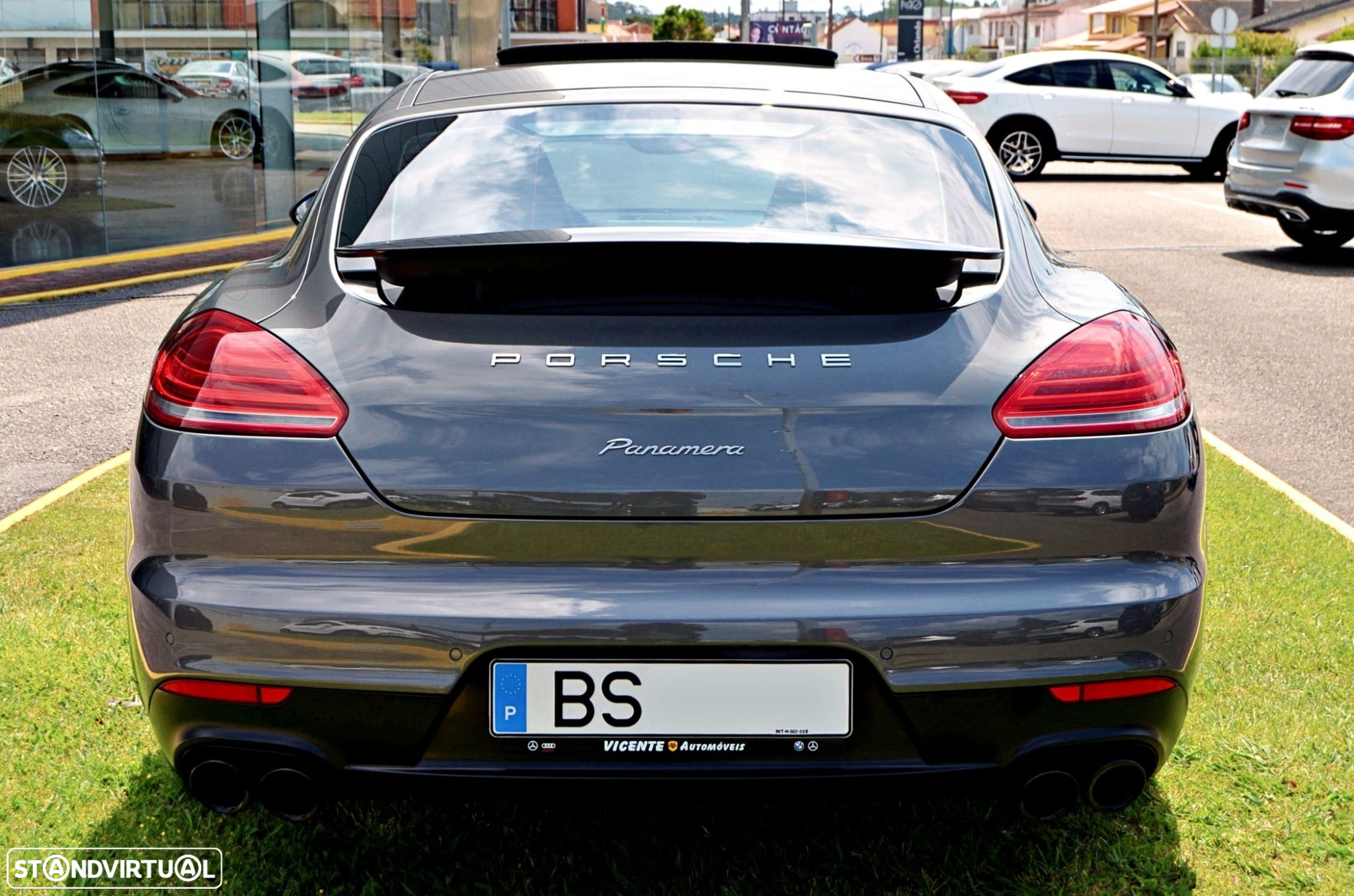 Porsche Panamera Platinum Edition - 37