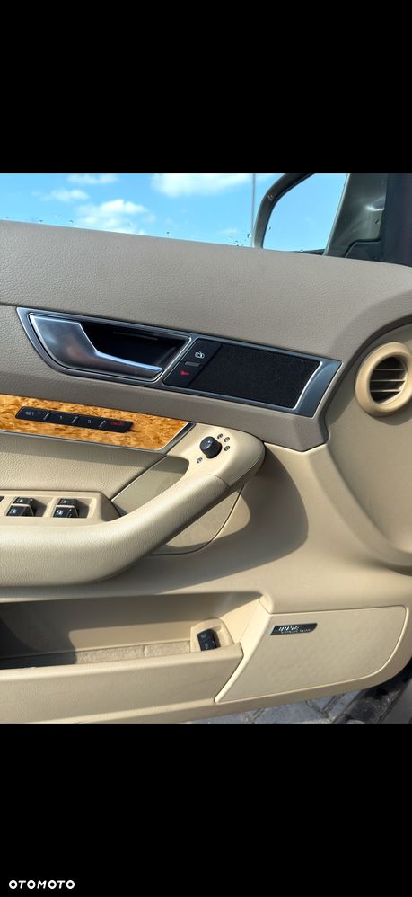 Audi A6 Limousine 4.2 Quattro Tiptronic - 7