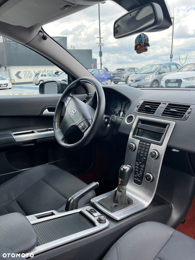 Volvo C30 2.0D Momentum - 8