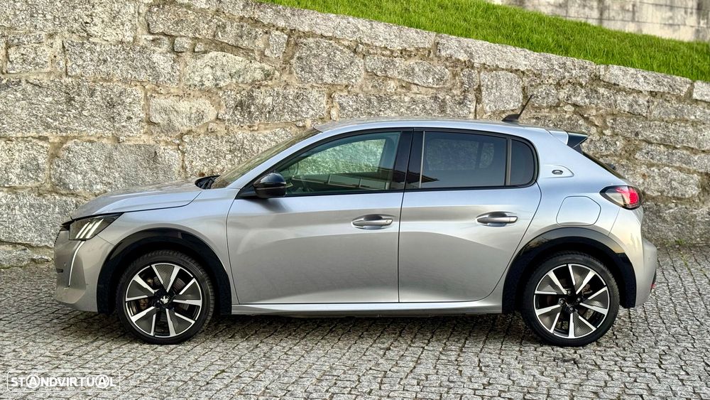 Peugeot e-208 50 kWh GT Line - 30