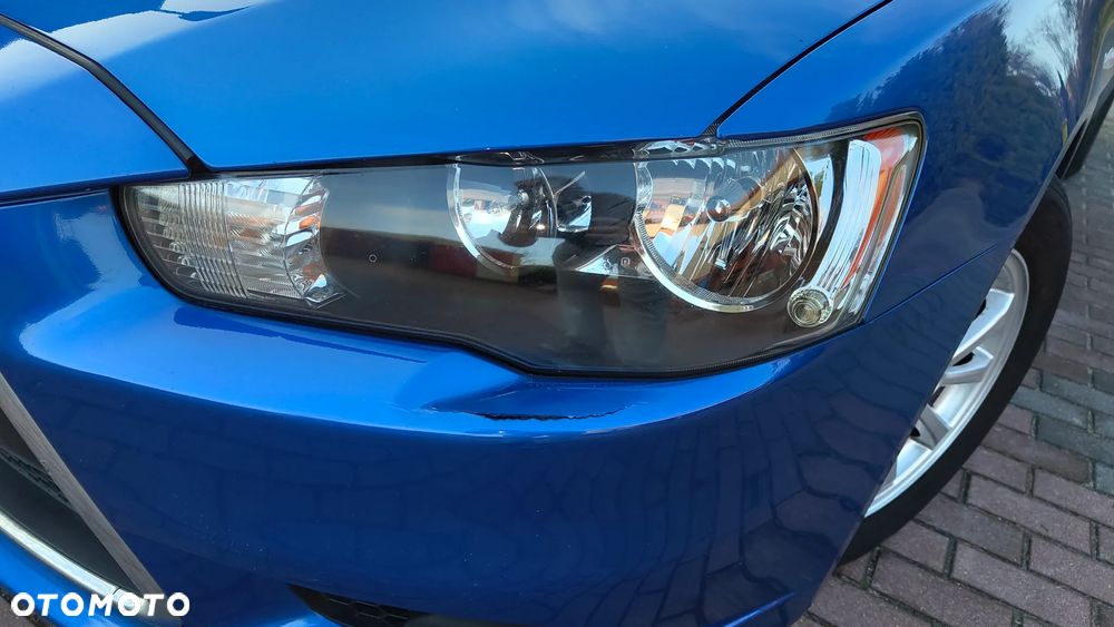 Mitsubishi Lancer - 10