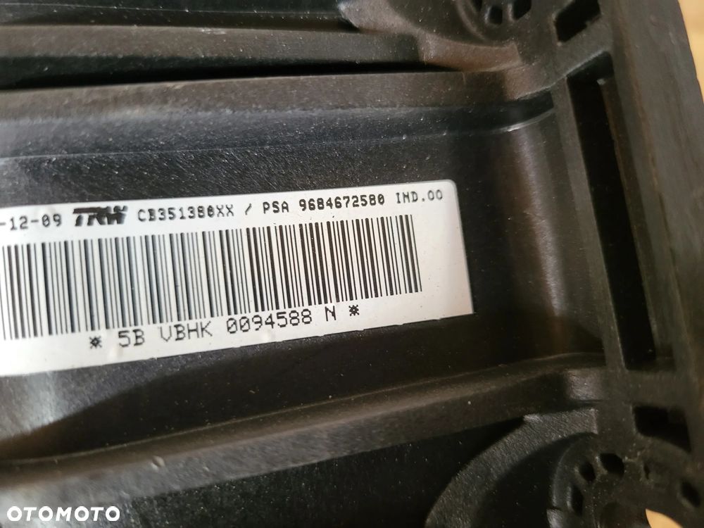 Poduszka powietrzna pasażera Peugeot 3008 5008 - 3
