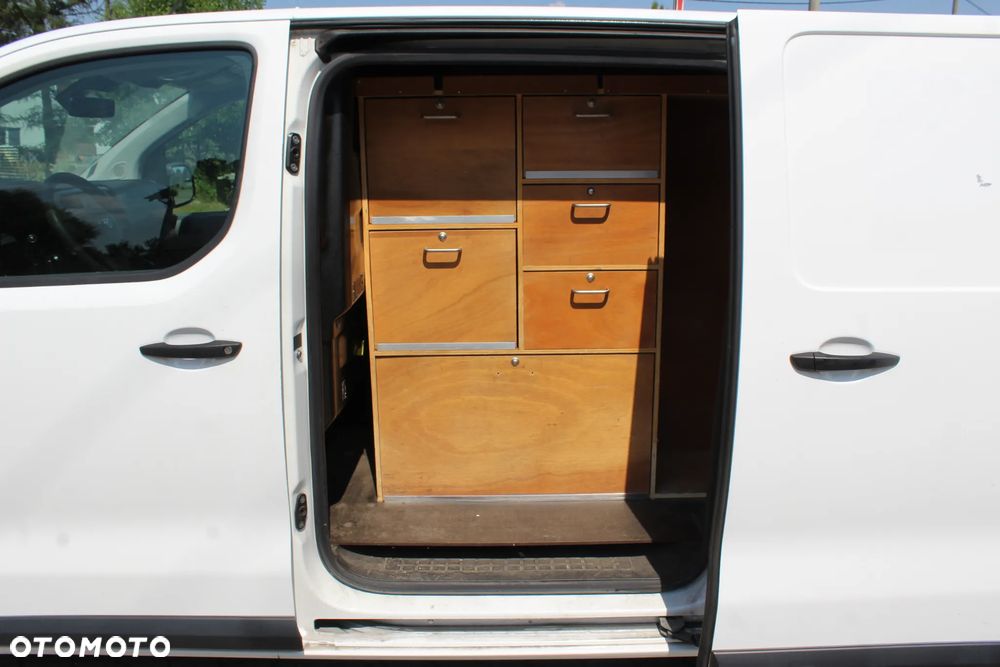 Toyota Proace - 10