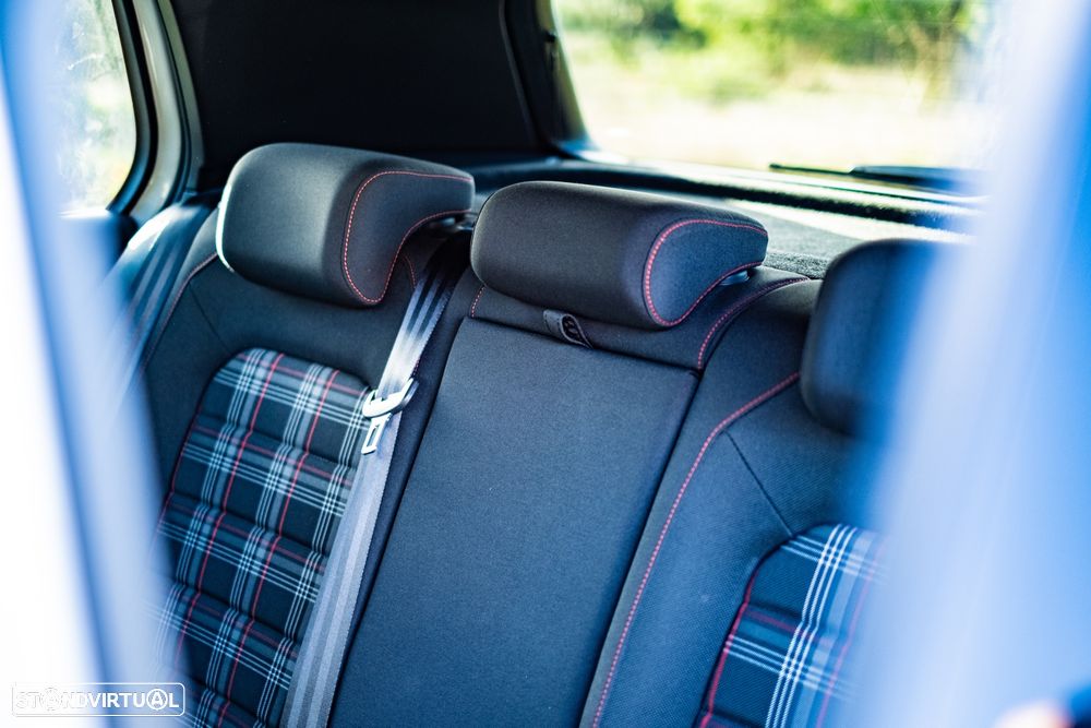 VW Golf GTI (BlueMotion ) DSG - 15