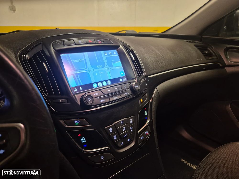 Opel Insignia Sports Tourer 1.6 ECOTEC Exclusive - 17