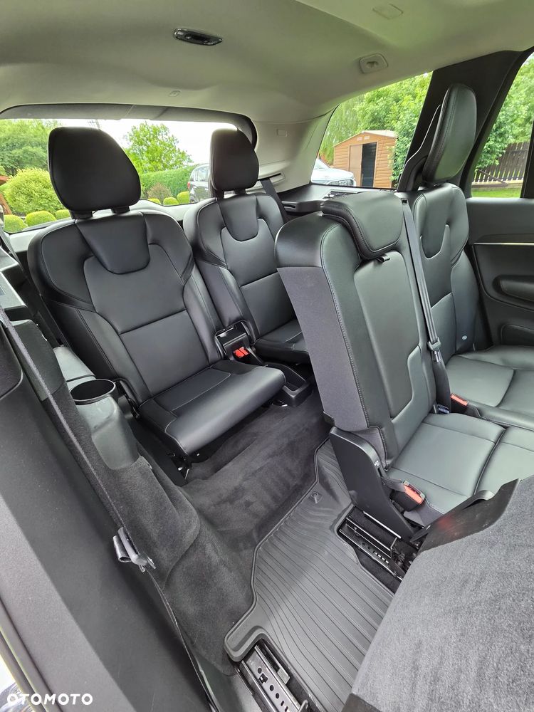 Volvo XC 90 T5 AWD Momentum 7os - 30