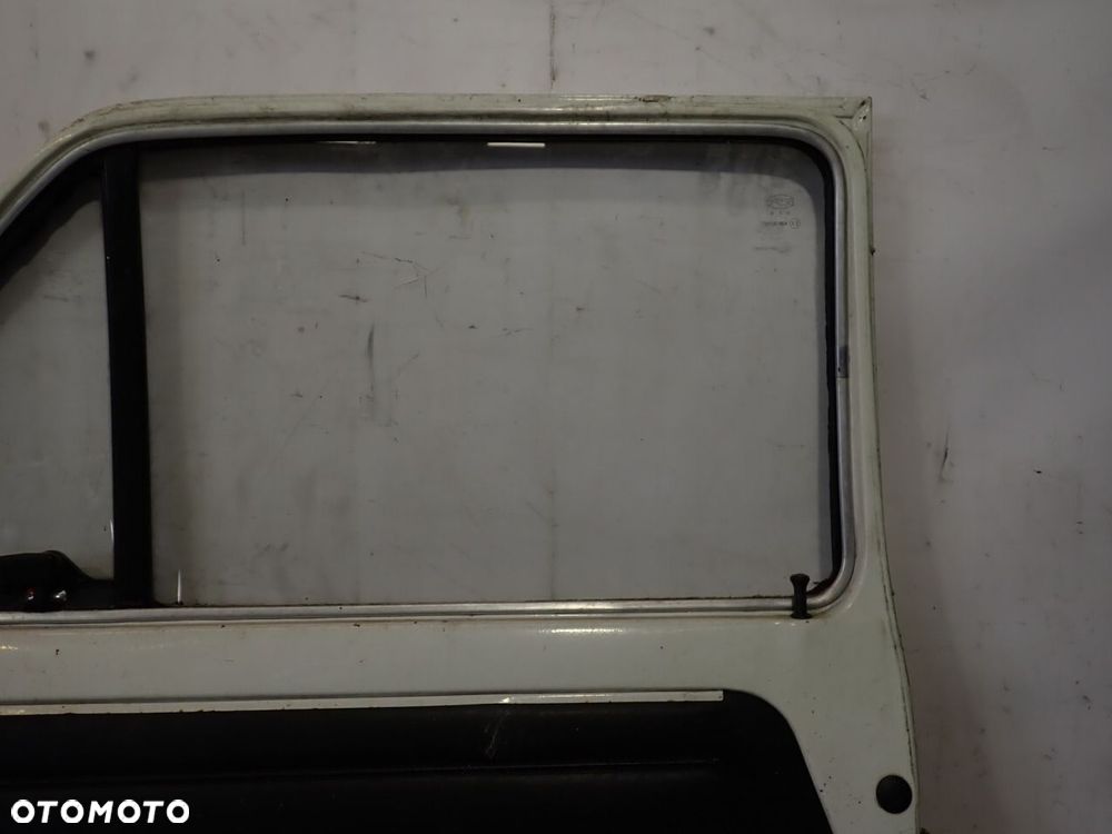 DRZWI PRAWY PRZÓD FIAT 126P - 13
