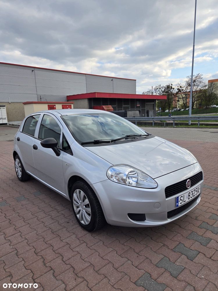 Fiat Grande Punto Actual 1.2 8V Estiva - 6