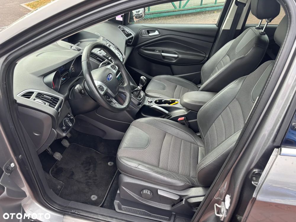 Ford Kuga 2.0 TDCi 4x4 Individual - 12