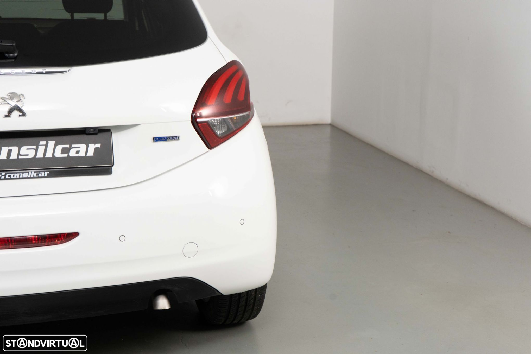 Peugeot 208 1.2 PureTech Style - 16