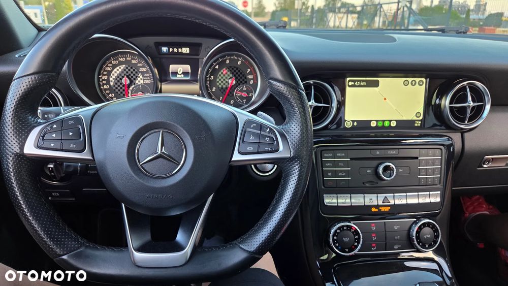 Mercedes-Benz SLC 300 9G-TRONIC - 12