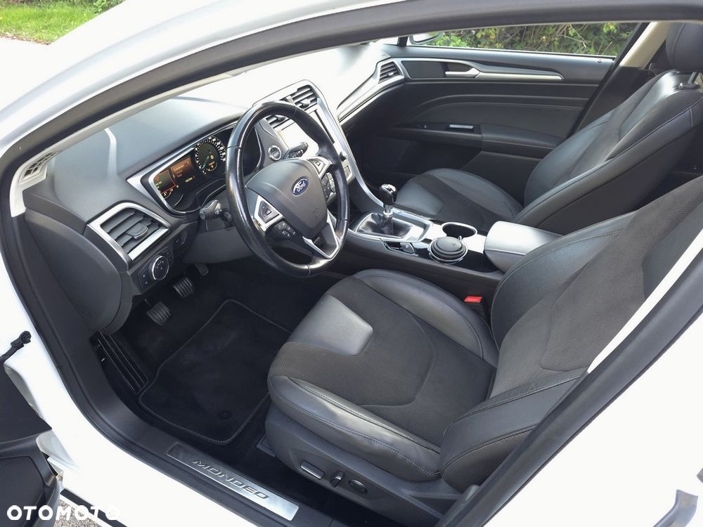 Ford Mondeo 2.0 TDCi Titanium - 9