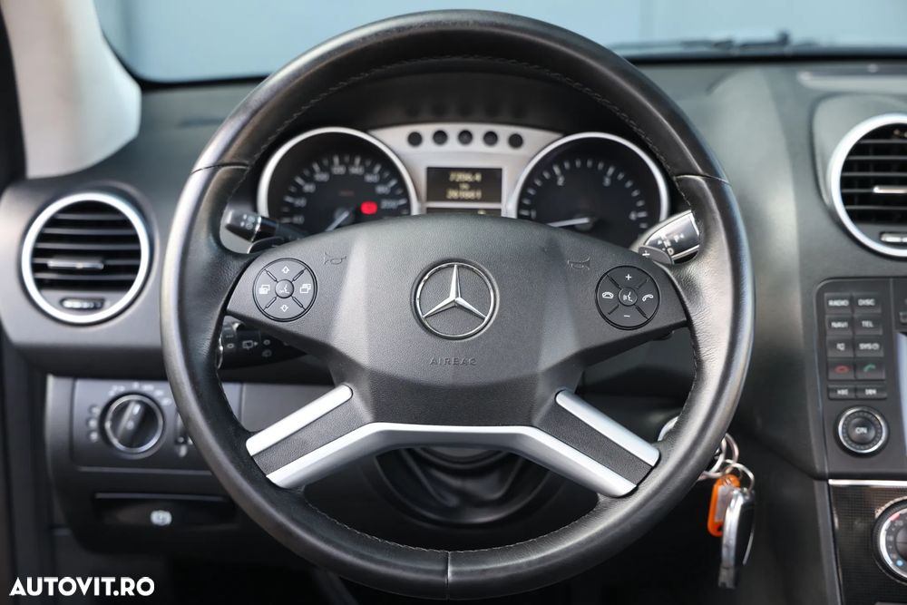 Mercedes-Benz ML - 19