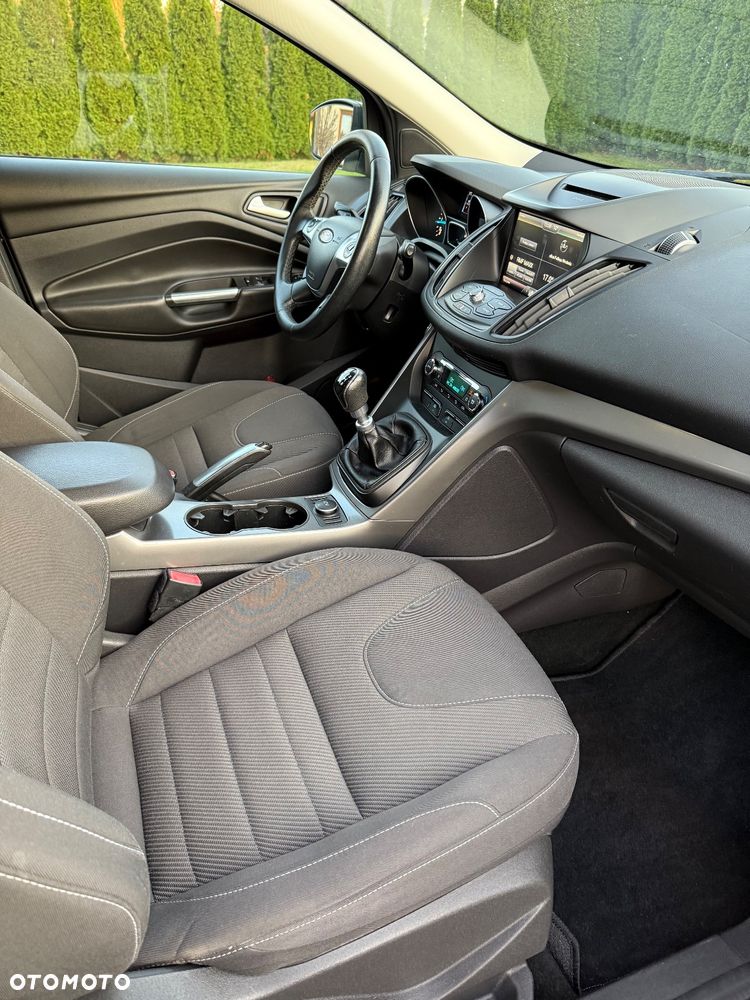 Ford Kuga 2.0 TDCi 2x4 SYNC - 34