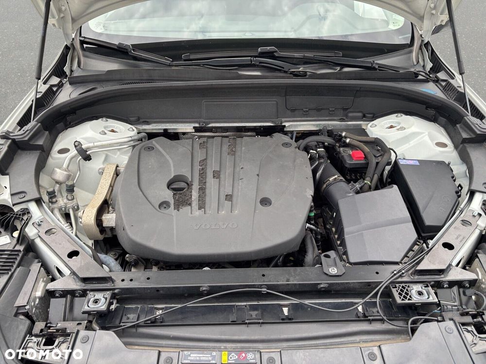 Volvo XC 60 B5 B AWD Plus Bright - 26