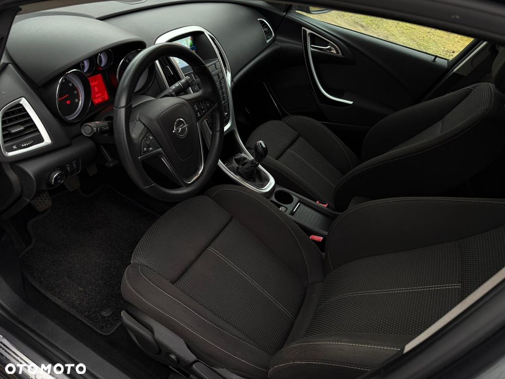 Opel Astra 1.4 Turbo Style - 10