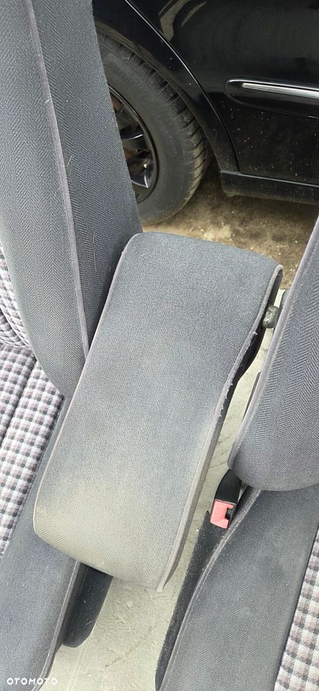 Fotele + kanapa tył + podłokietnik Mercedes W124 92 rok kpl Sedan - 5