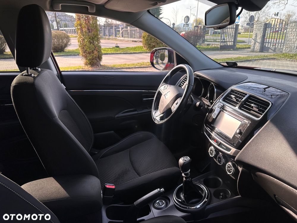 Mitsubishi ASX 1.6 DI-D 4WD Plus - 33