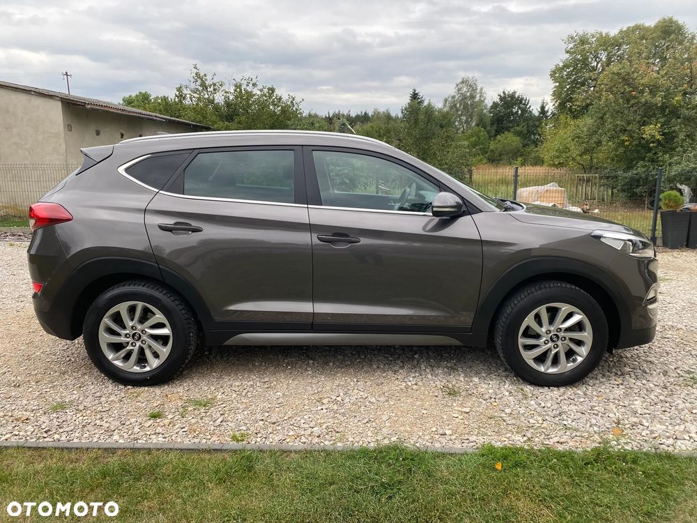 Hyundai Tucson 1.6 GDI BlueDrive GO 2WD - 5