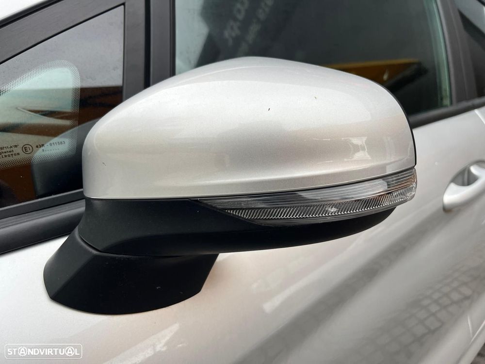 Ford Fiesta 1.0 EcoBoost ST-Line - 11