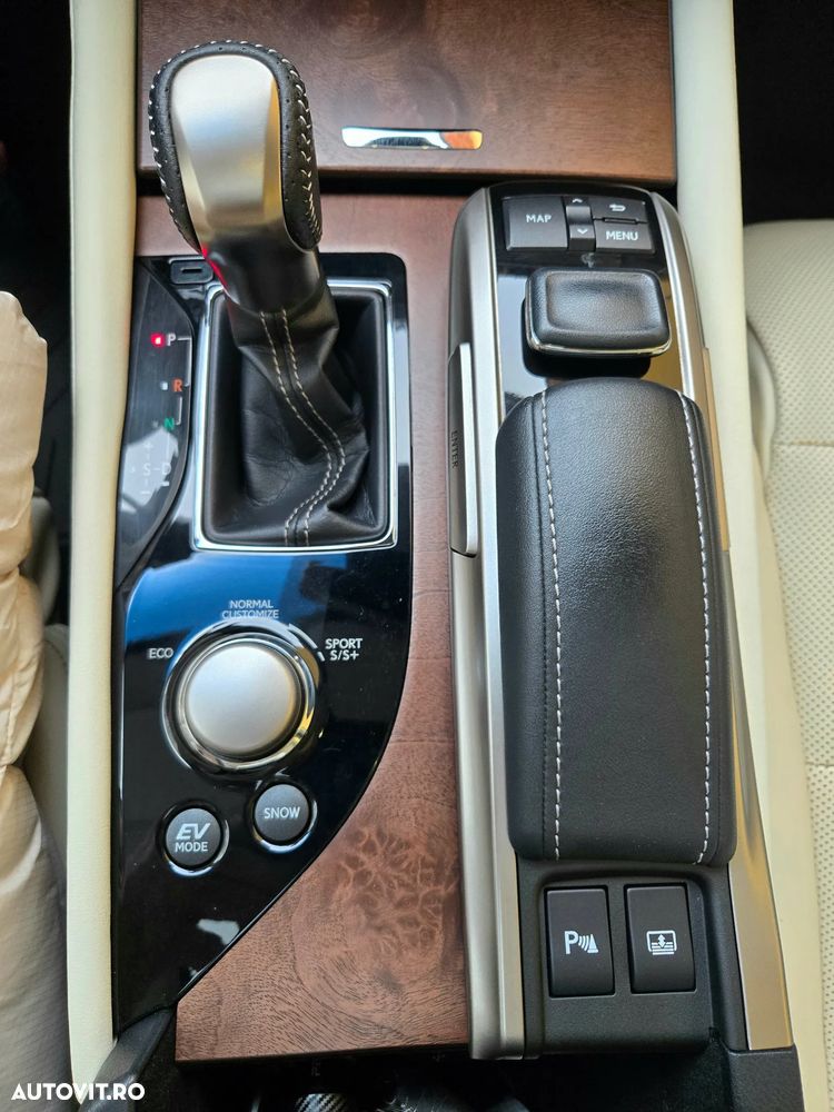 Lexus Seria GS 450h Luxury - 17