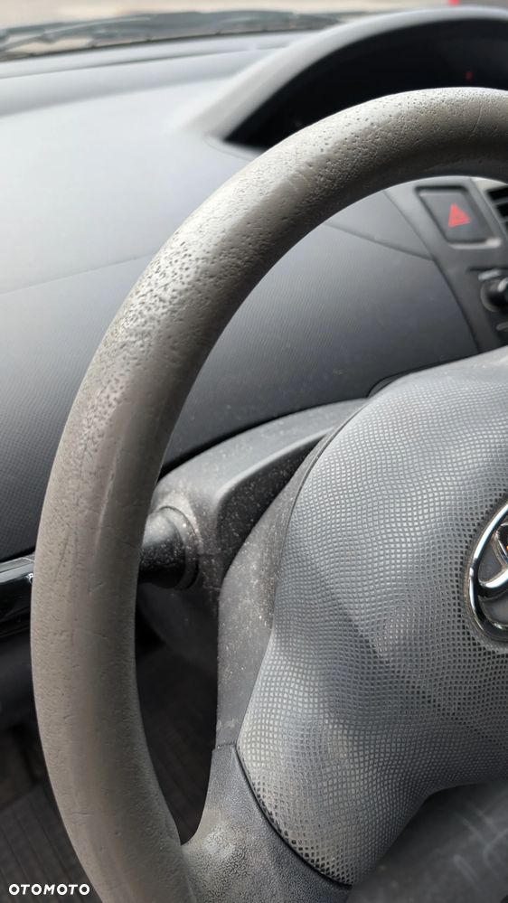 Toyota Yaris 1.33 Luna - 7
