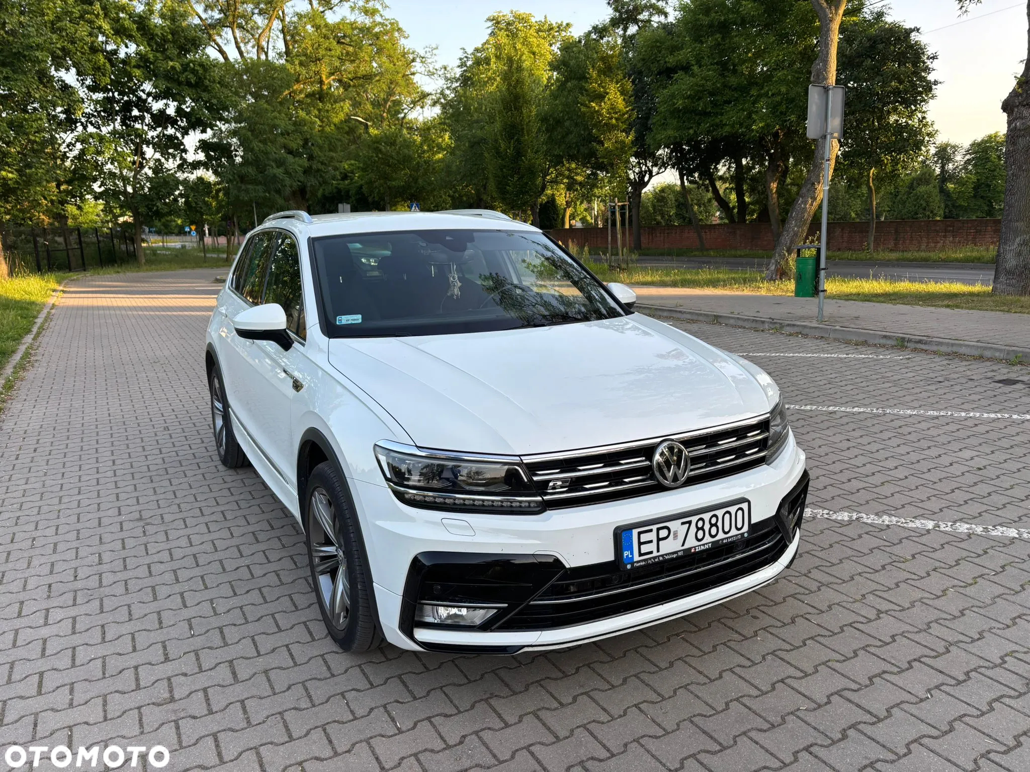 Volkswagen Tiguan - 2