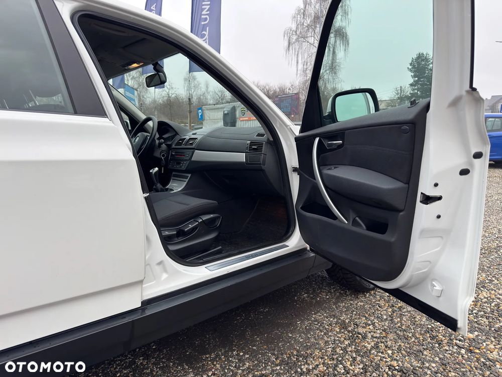 BMW X3 xDrive20d - 24