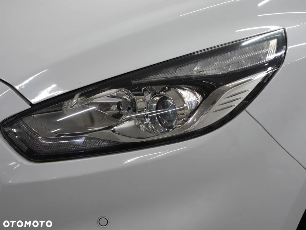 Ford S-Max - 14