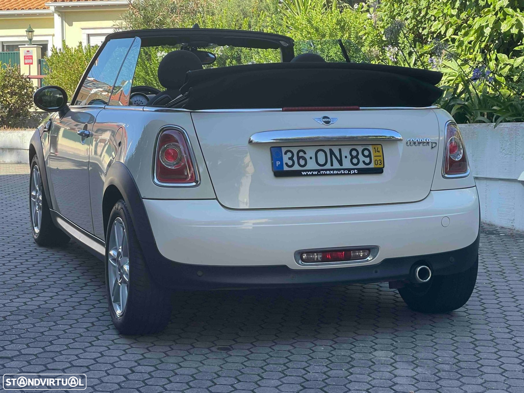 MINI Cabrio Cooper D - 25