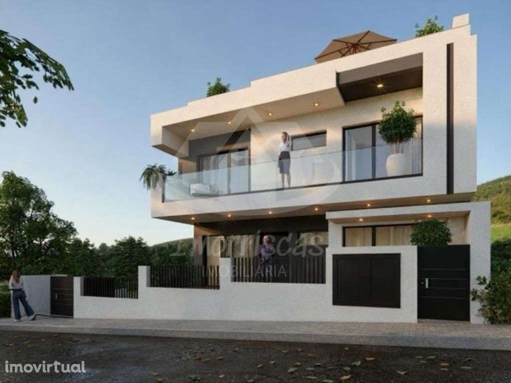 Moradia T5 com piscina no Bairro das 2 Portas, Santa Iria de Azóia - Grande imagem: 5/22