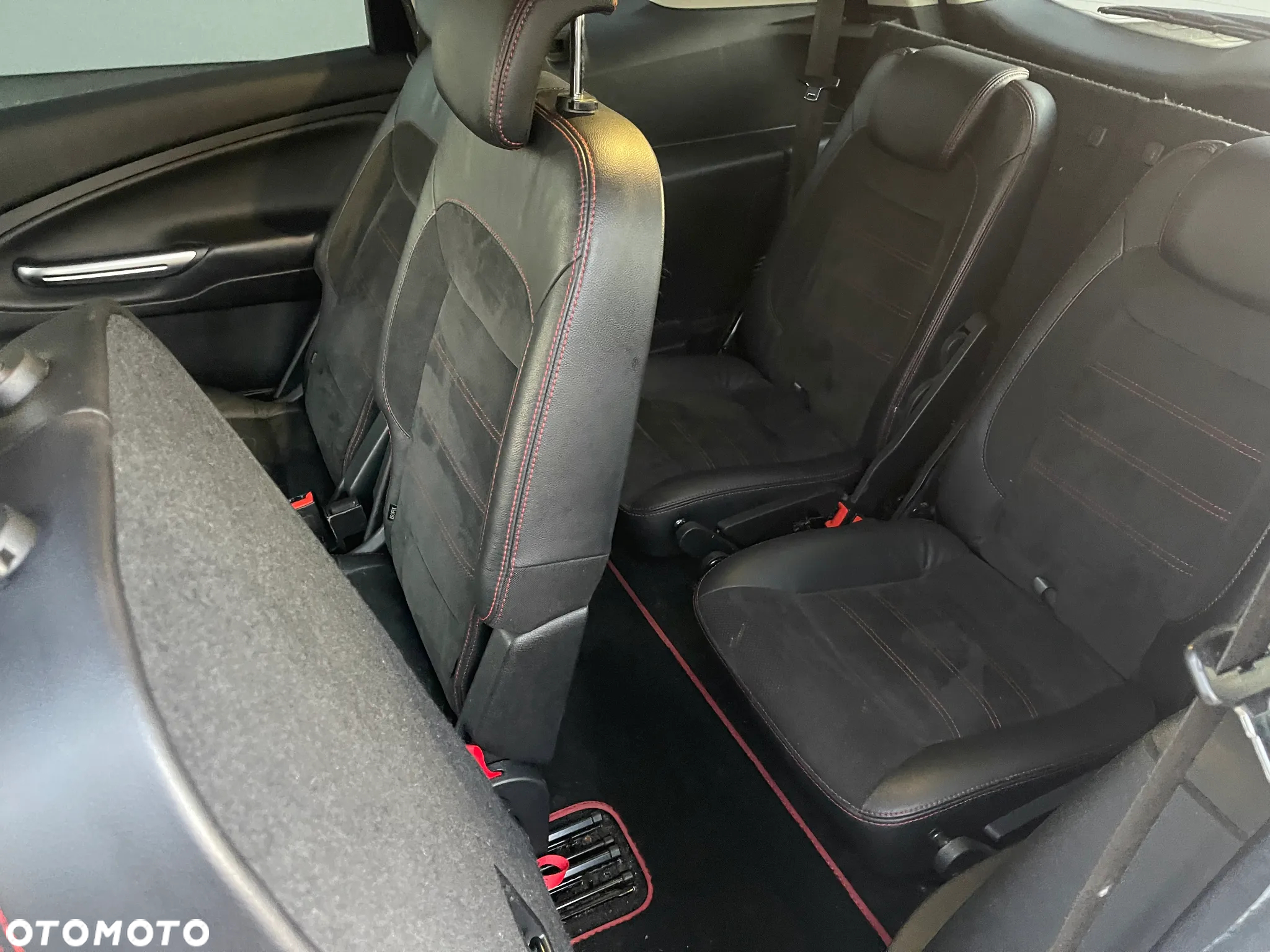 Ford S-Max - 23