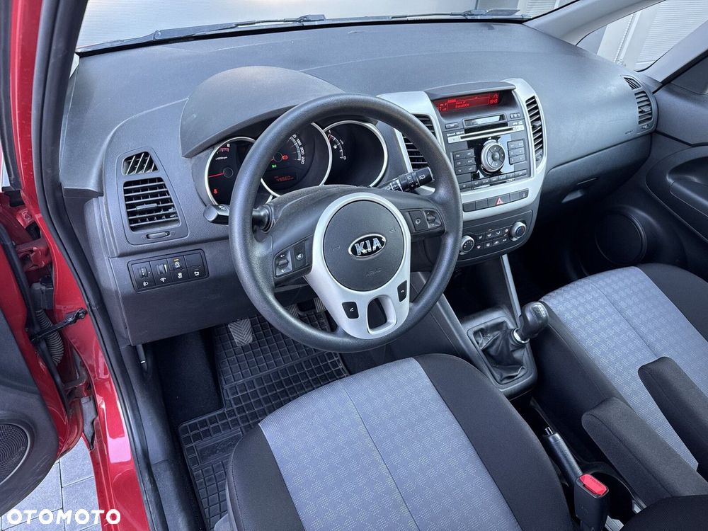 Kia Venga 1.6 M - 17