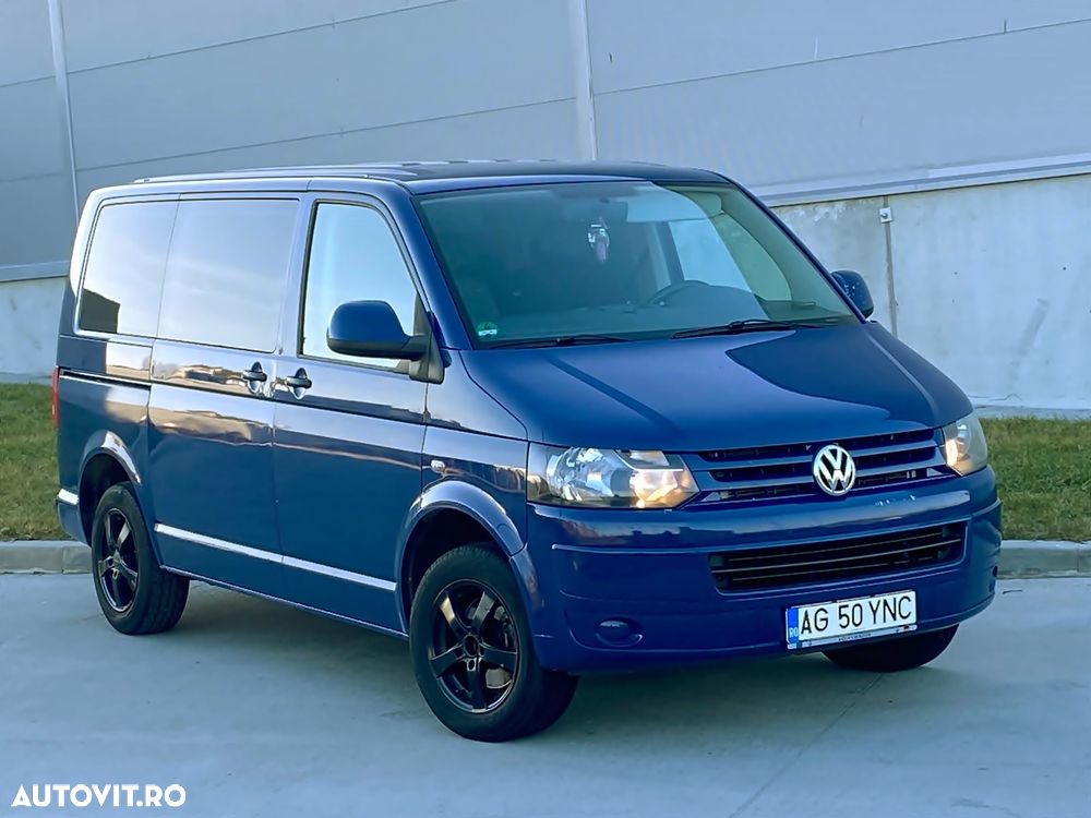 Volkswagen Caravelle - 1