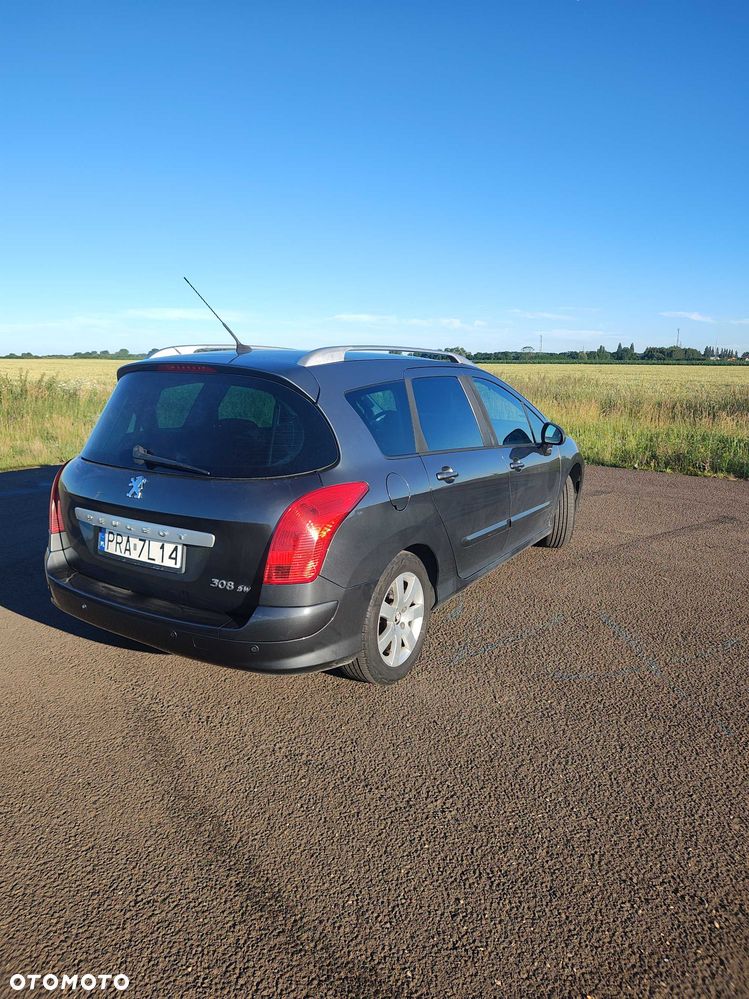 Peugeot 308 - 6