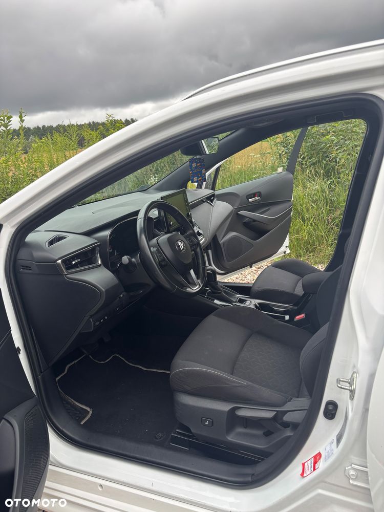 Toyota Corolla - 10