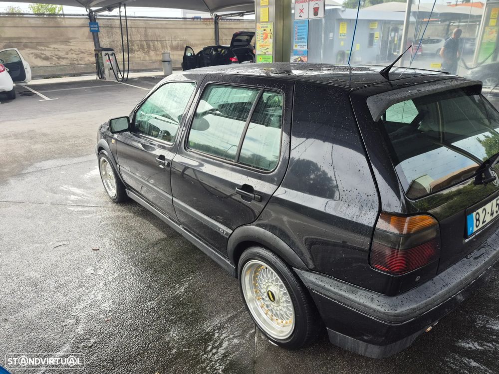 VW Golf 1.6 GT - 10