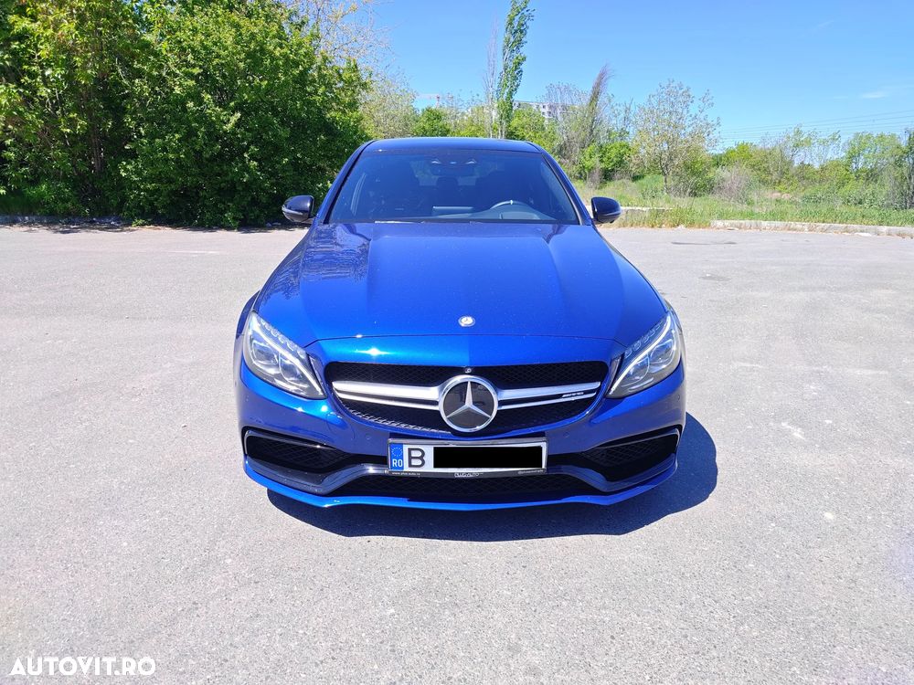 Mercedes-Benz C 63 AMG - 3