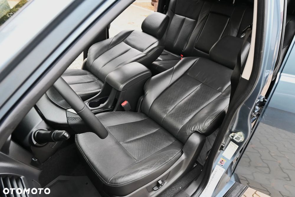 Isuzu D-Max 2.5 EC LS+ - 18
