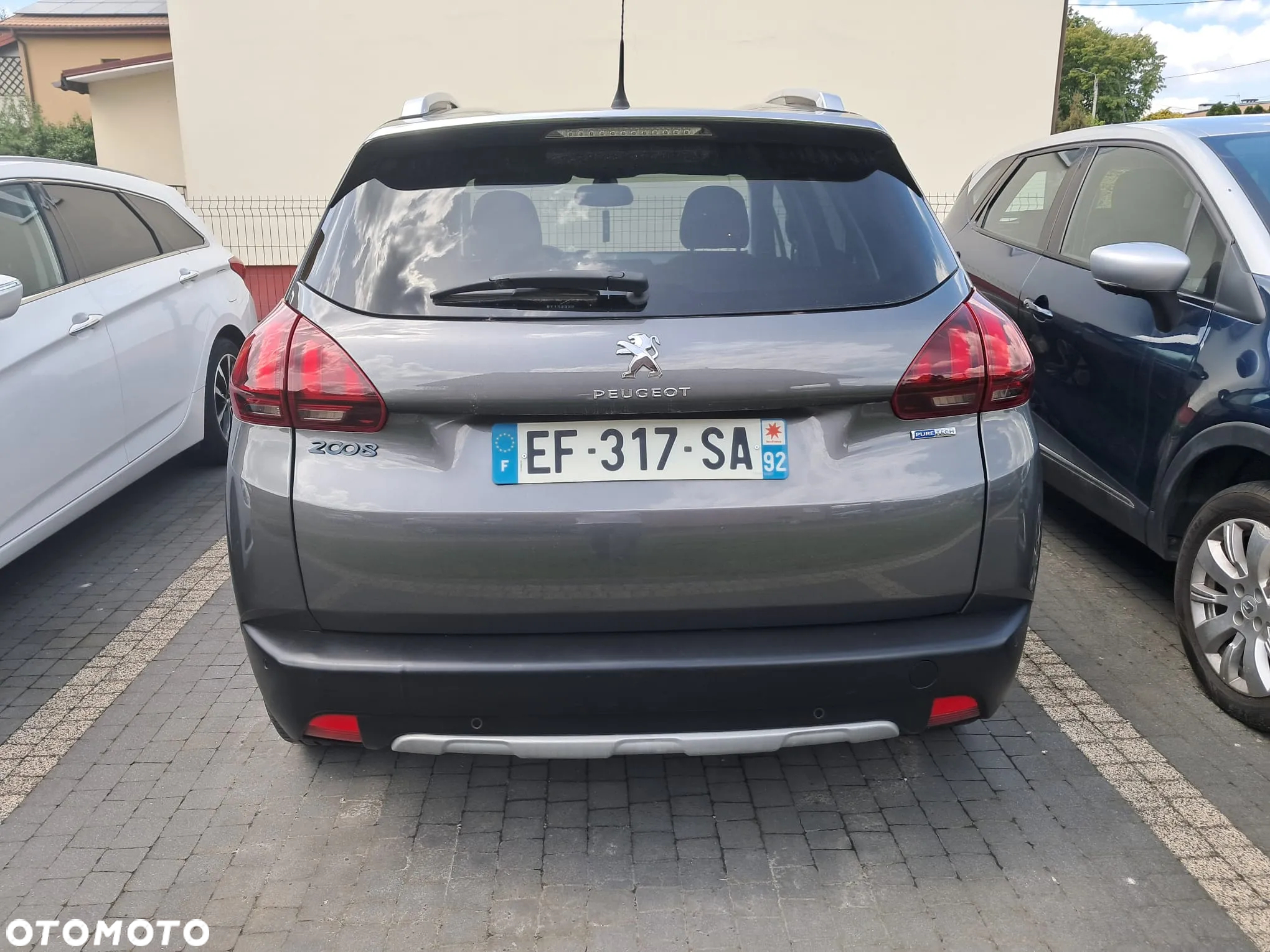 Peugeot 2008 1.2 Pure Tech Allure S&S EAT6 - 6