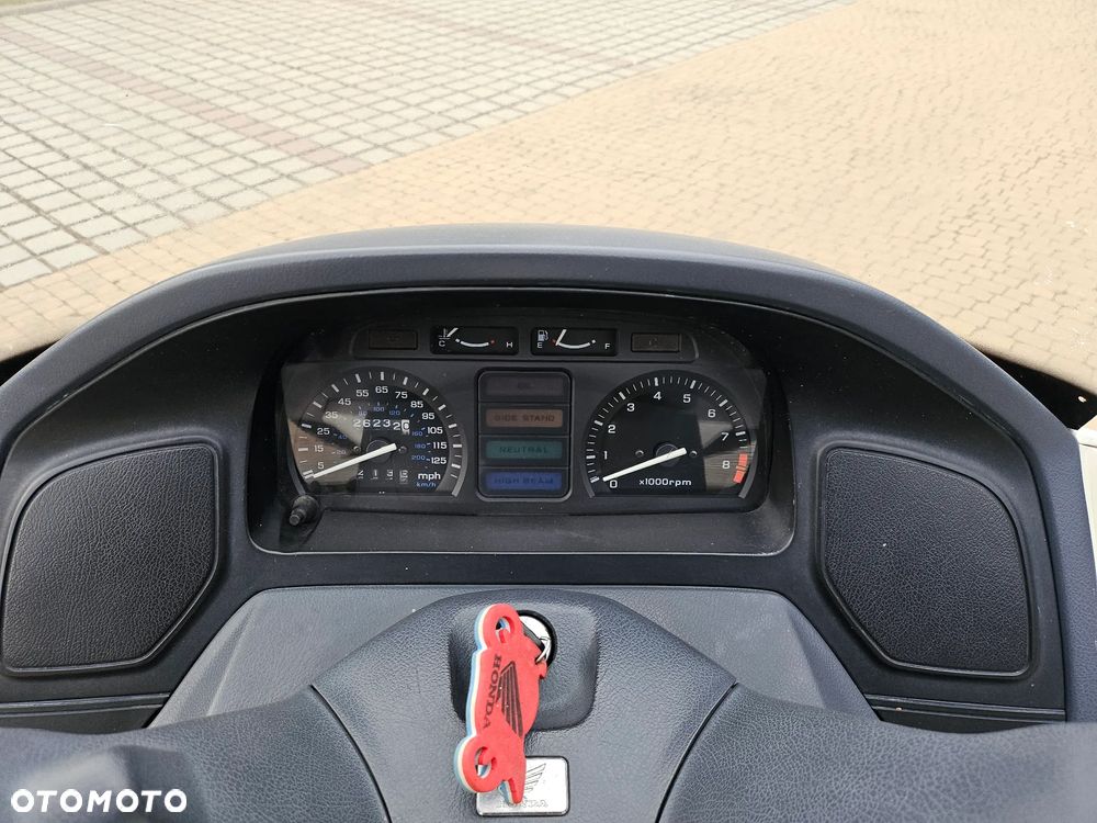Honda PC - 13
